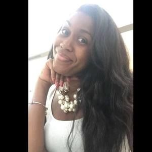 Meet your Posher, Monique